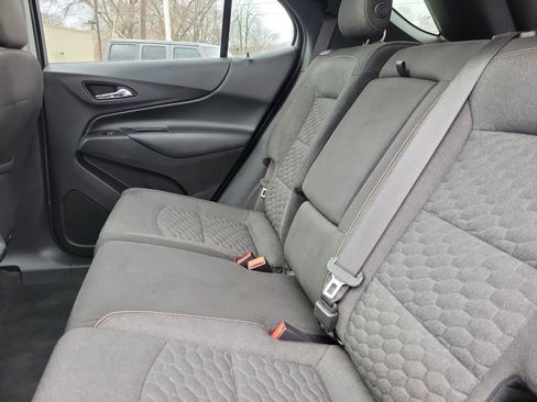 Used 2018 Chevrolet Equinox LT image 11
