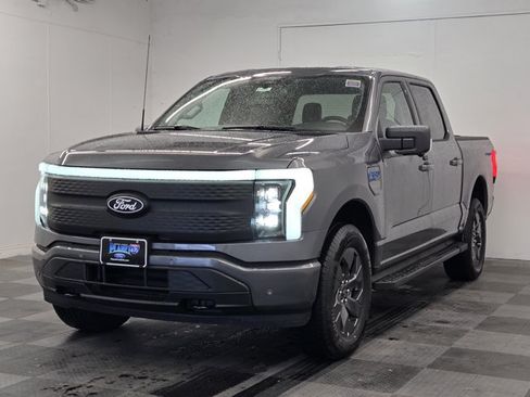 New 2025 Ford F150 Lightning Flash AWD/4WD image 4