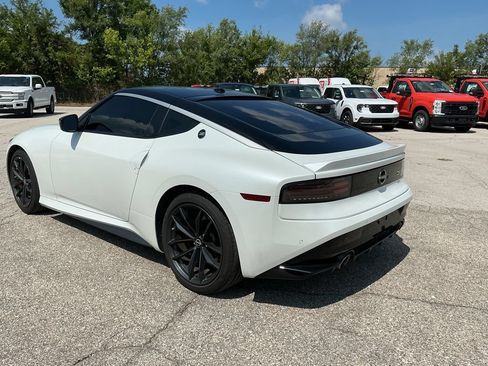 Used 2024 Nissan Z Performance w/ Floor Mat Package RWD image 15