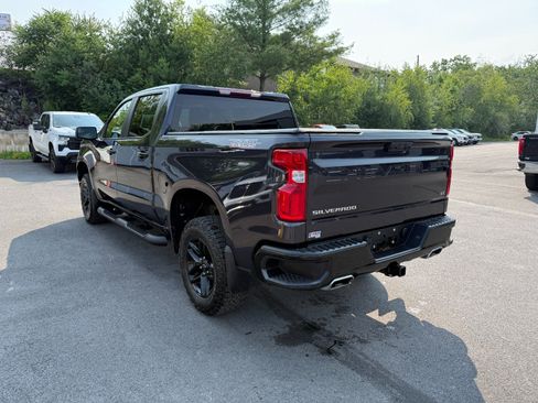 Used 2023 Chevrolet Silverado 1500 LT Trail Boss AWD/4WD image 3