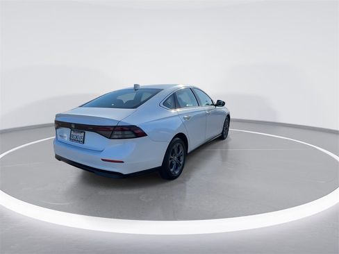 Used 2024 Honda Accord EX image 12