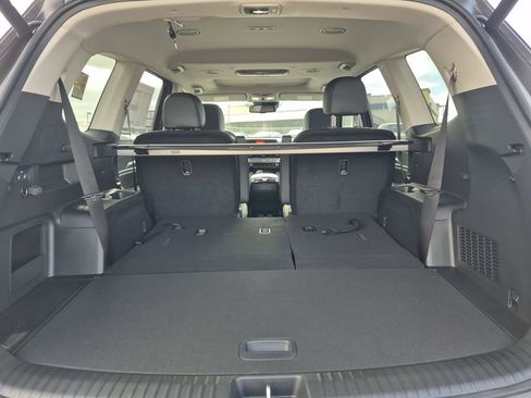 New 2025 Kia Telluride EX w/ EX Captain's Chair Package image 15