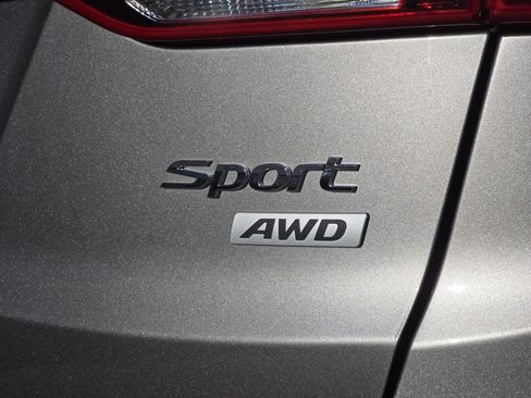 Used 2018 Hyundai Santa Fe Sport AWD/4WD image 13