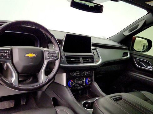 Used 2022 Chevrolet Tahoe LT w/ Luxury Package AWD/4WD image 12
