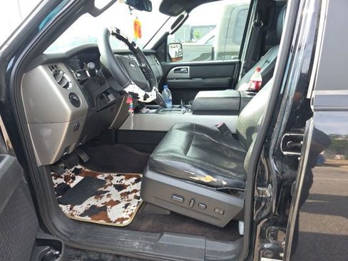 Used 2014 Ford Expedition Limited RWD image 5