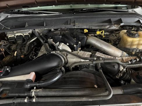 Used 2011 Ford F350 Lariat w/ Lariat Interior Pkg AWD/4WD image 36