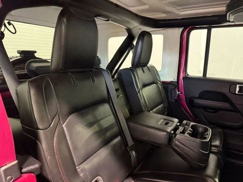 Used 2021 Jeep Wrangler Unlimited Rubicon image 29