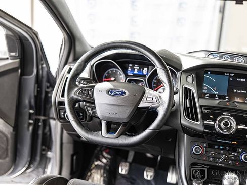 Used 2017 Ford Focus RS image 39