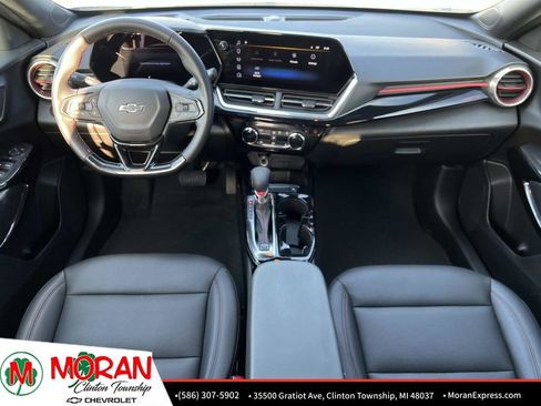 Certified 2024 Chevrolet Trax RS image 14