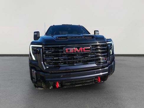 Used 2024 GMC Sierra 2500 AT4 w/ AT4 Premium Plus Package image 8