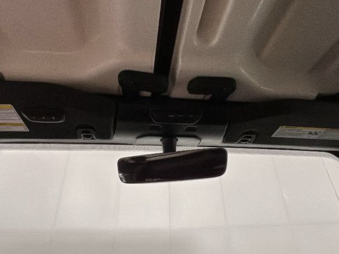 Used 2023 Jeep Wrangler Unlimited Sahara AWD/4WD image 29