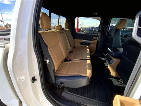 Used 2021 Ford F150 Lariat w/ Trailer Tow Package image 19