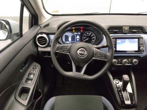 Used 2025 Nissan Versa SV FWD image 22