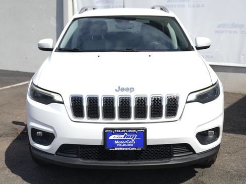 Used 2021 Jeep Cherokee Latitude Plus AWD/4WD image 5