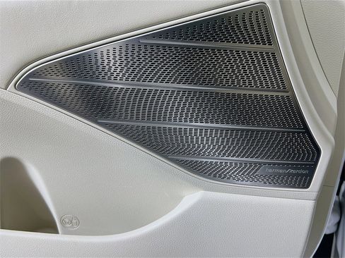 Used 2021 Hyundai Palisade Calligraphy image 21