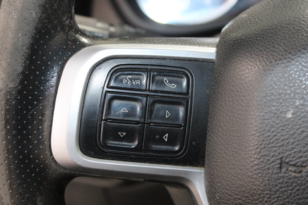 Used 2022 RAM 2500 Big Horn AWD/4WD image 22
