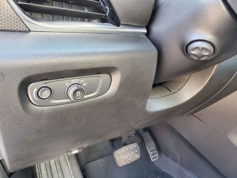 Used 2023 Chevrolet Traverse Premier w/ LPO, Floor Liner Package AWD/4WD image 14