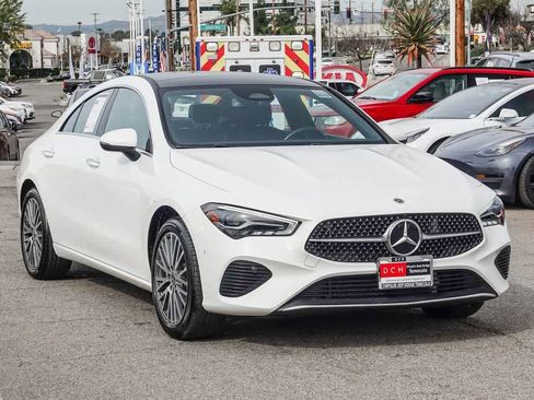 Used 2025 Mercedes-Benz CLA 250 image 3