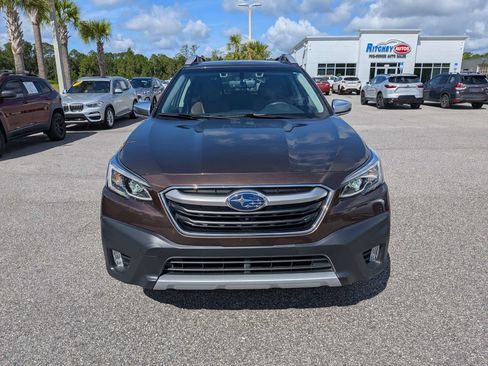 Used 2022 Subaru Outback Touring w/ Popular Package #2 AWD/4WD image 9