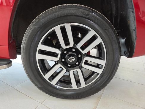 Used 2014 Toyota 4Runner Limited AWD/4WD image 11