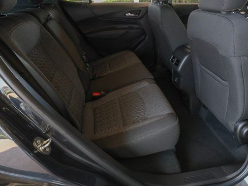 Used 2023 Chevrolet Equinox LT FWD image 34