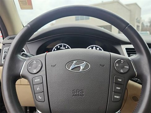 Used 2009 Hyundai Genesis 3.8 w/ Technology Pkg 4 image 20