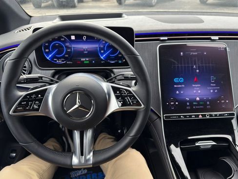 Used 2024 Mercedes-Benz EQE 350+ 4MATIC Sedan w/ Pinnacle Trim Package image 18