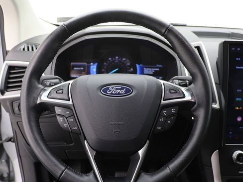 Used 2024 Ford Edge SEL image 17