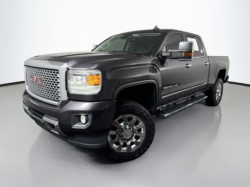 Used 2016 GMC Sierra 2500 Denali w/ Duramax Plus Package AWD/4WD image 1