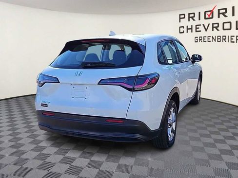 Used 2025 Honda HR-V LX image 8