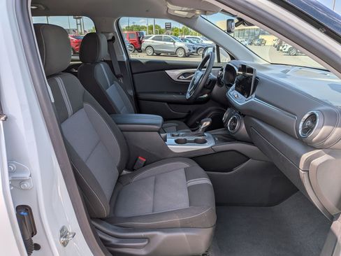 Used 2024 Chevrolet Blazer LT w/ Convenience Package FWD image 27
