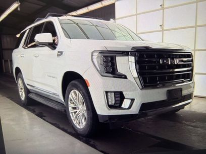 Used 2022 GMC Yukon SLT w/ SLT Premium Package