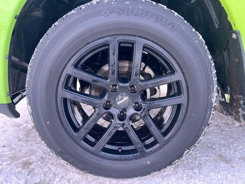 Used 2017 RAM 1500 Sport w/ Sublime Green Sport Package image 18