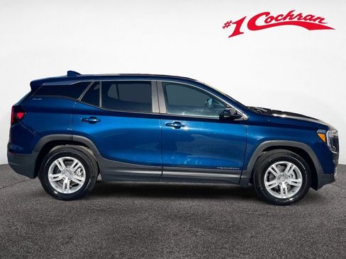 Used 2023 GMC Terrain SLE w/ LPO, Floor Liner Package FWD image 26