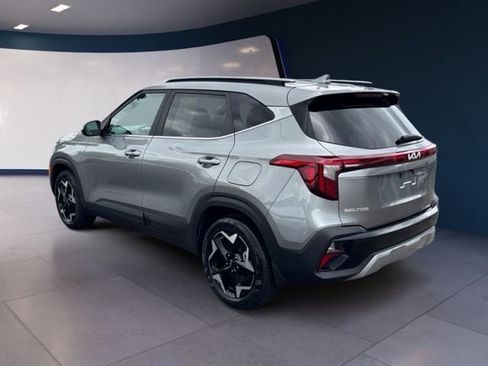 Certified 2024 Kia Seltos EX AWD/4WD image 3