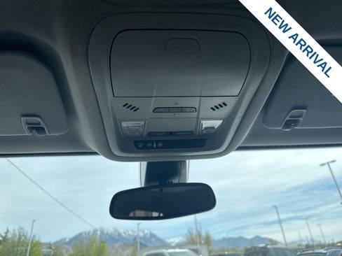 Used 2023 GMC Acadia AT4 w/ LPO, Floor Liner Package AWD/4WD image 29