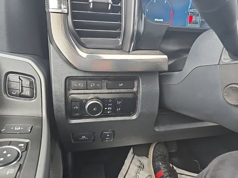 Used 2024 Ford F250 Lariat w/ Sport Appearance Package AWD/4WD image 21