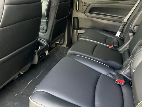 Used 2026 Honda Odyssey Touring image 5