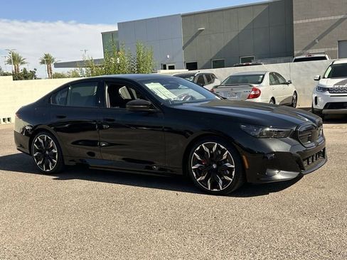 New 2026 BMW i5 w/ Executive Package AWD/4WD image 4