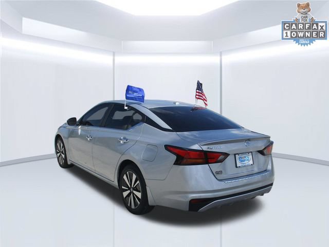 Used 2022 Nissan Altima 2.5 SV FWD image 6