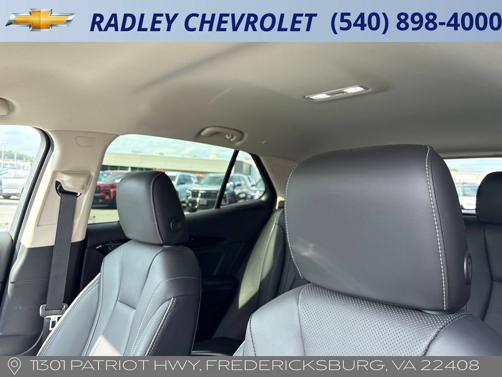 Certified 2023 Buick Envision Essence FWD image 2