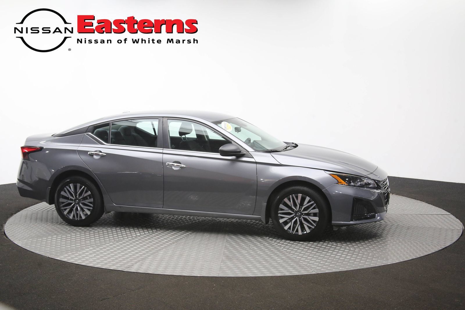 Used 2024 Nissan Altima 2.5 SV AWD/4WD image 47