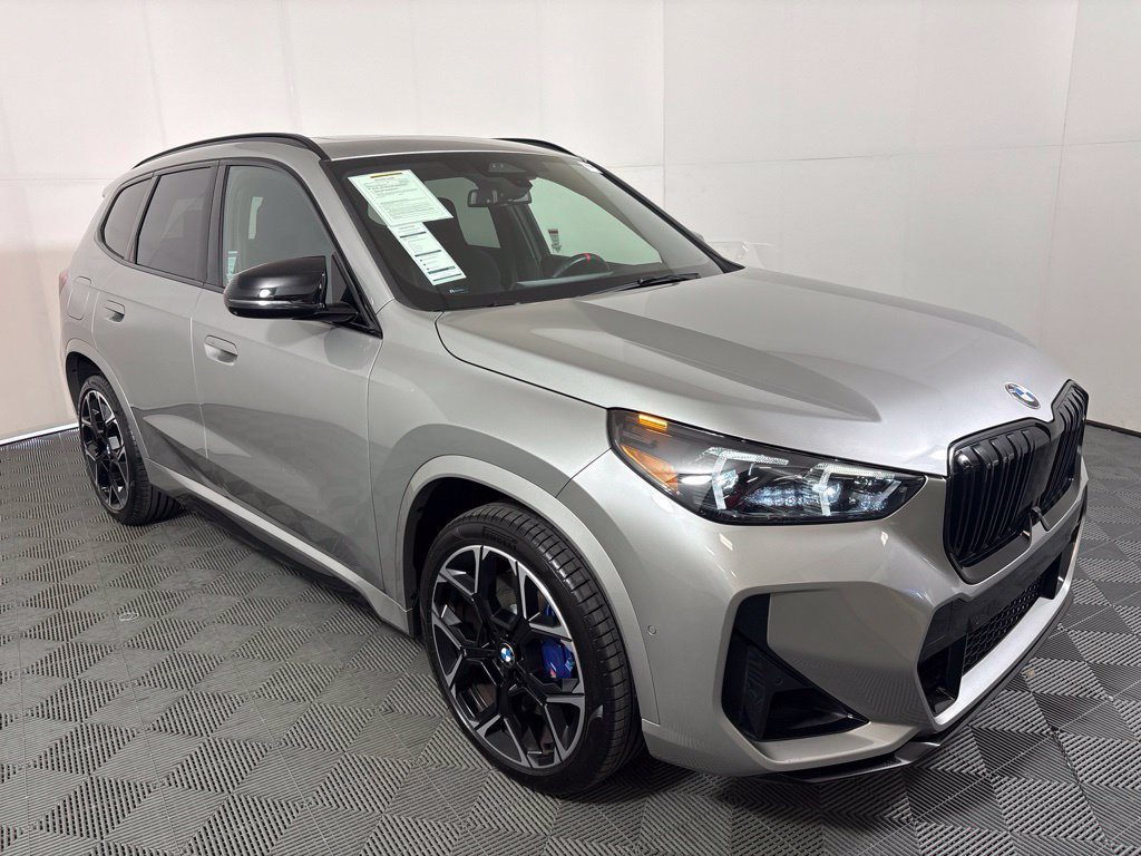 Certified 2024 BMW X1 M35i w/ Premium Package AWD/4WD image 4