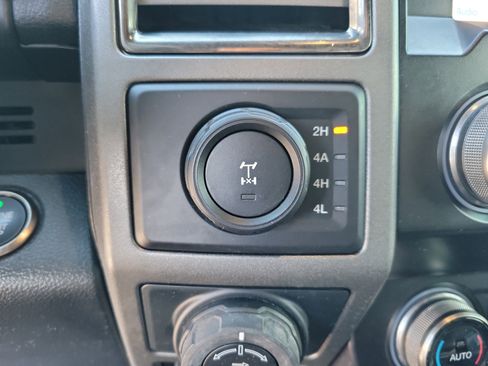 Used 2020 Ford F150 Raptor w/ Equipment Group 802A Luxury image 15