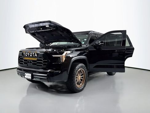 Used 2023 Toyota Sequoia SR5 w/ SR5 Premium Package image 27