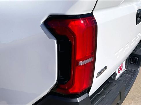 Used 2024 Toyota Tacoma SR image 26