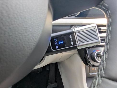 New 2026 Hyundai Tucson Limited image 19