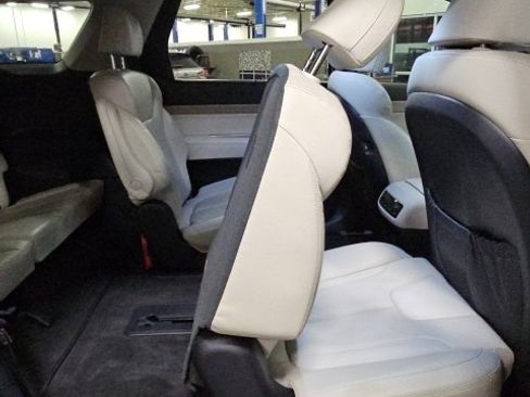 Used 2022 Hyundai Palisade SEL w/ Premium Package image 45
