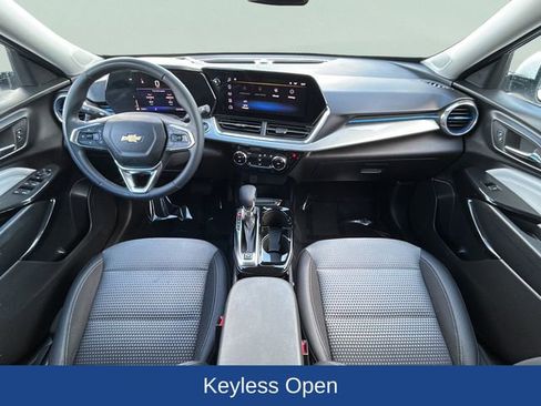 Certified 2024 Chevrolet Trax LT w/ Driver Confidence Package FWD image 26