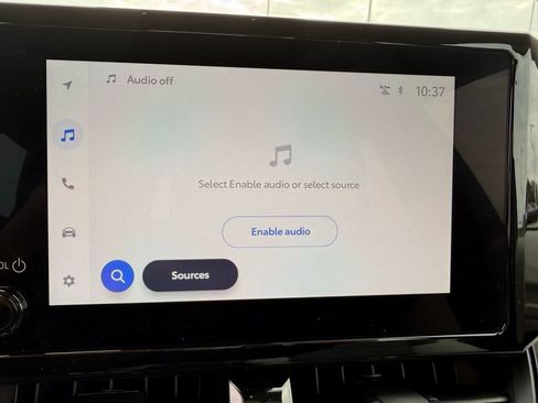 Used 2025 Toyota Corolla LE image 19